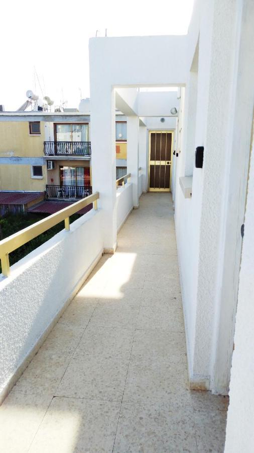 Rent Flat Center 804 Ajia Napa