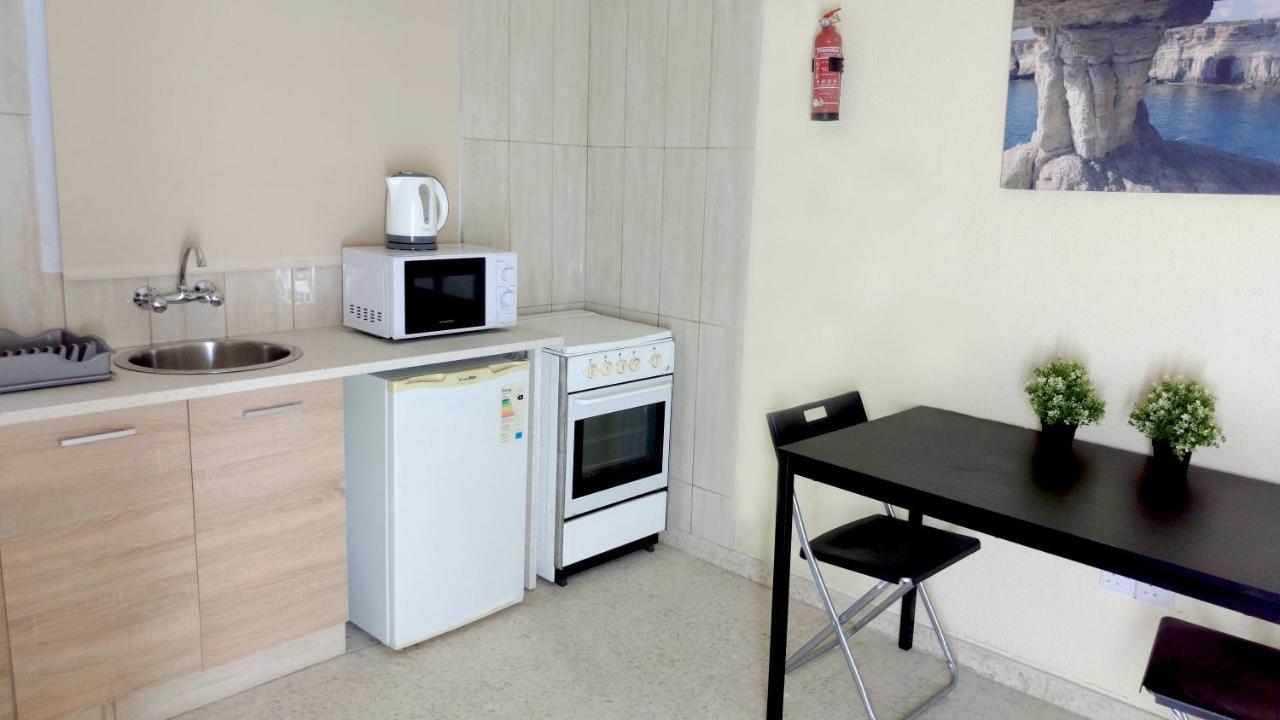 Rent Flat Center 804 Apartament Ajia Napa